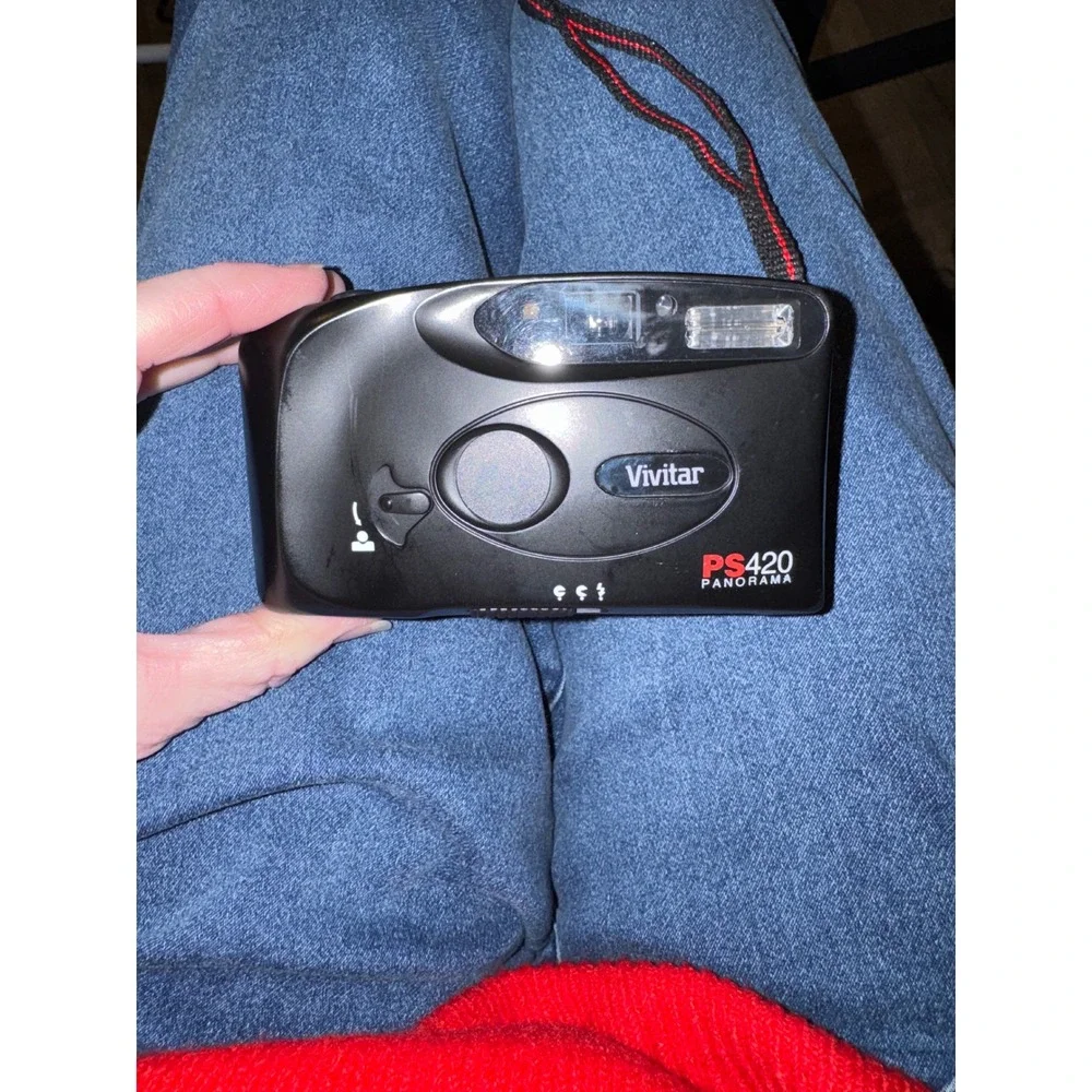 Vivitar PS420 Panorama Point Shoot 35mm Film Camera with‎ Strap vintage WORKS